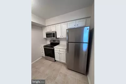 1001 N Vermont Street #1010, Arlington, VA 22201 - Photo 4