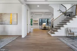 2816 N Tuckahoe St, Arlington, VA 22213 - Photo 2