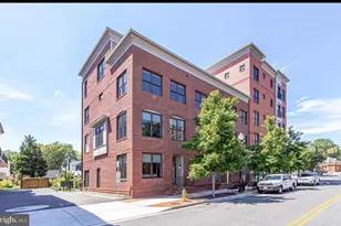 2810 11th St S, Arlington, VA 22204 - Photo 1