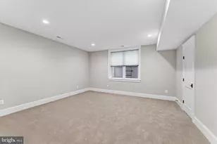 4306 40th St N, Arlington, VA 22207 - Photo 52