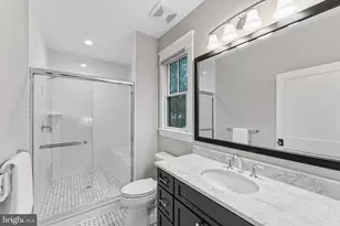 4306 40th St N, Arlington, VA 22207 - Photo 24