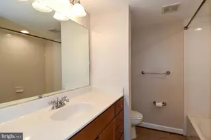 4061 S Four Mile Run Dr, Arlington, VA 22204 - Photo 20