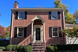 2525 N George Mason Dr, Arlington, VA 22207 - Photo 1