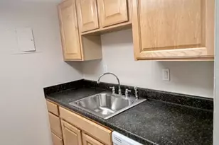 1300 Army Navy Dr, Arlington, VA 22202 - Photo 8