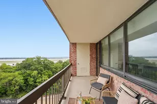 1805 Crystal Dr, Arlington, VA 22202 - Photo 14