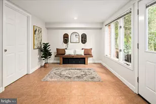 2425 N Taylor St, Arlington, VA 22207 - Photo 30