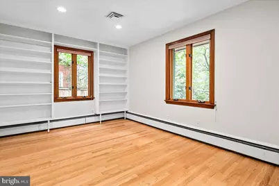 2425 N Taylor Street, Arlington, VA 22207 - Photo 14