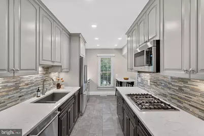 1303 N Lynnbrook Drive N, Arlington, VA 22201 - Photo 10