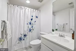 2139 N Pierce Ct, Arlington, VA 22209 - Photo 38
