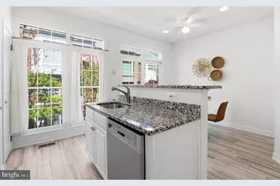 2139 N Pierce Court, Arlington, VA 22209 - Photo 16