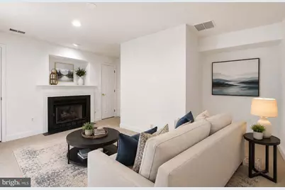 2139 N Pierce Court, Arlington, VA 22209 - Photo 10