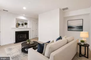 2139 N Pierce Ct, Arlington, VA 22209 - Photo 10