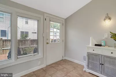 915 20th Street S, Arlington, VA 22202 - Photo 32