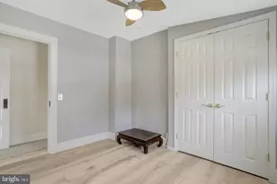 915 20th St S, Arlington, VA 22202 - Photo 72