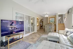 915 20th St S, Arlington, VA 22202 - Photo 28