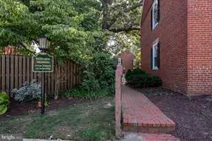 3301 S Stafford St, Arlington, VA 22206 - Photo 48