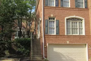 1128 N Vernon Street N, Arlington, VA 22201 - Photo 1