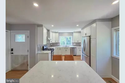 5921 Arlington Boulevard, Arlington, VA 22203 - Photo 8