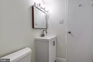 1301 S Arlington Ridge Rd, Arlington, VA 22202 - Photo 16
