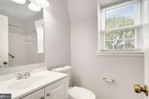 3008 S Abingdon St, Arlington, VA 22206 - Photo 14