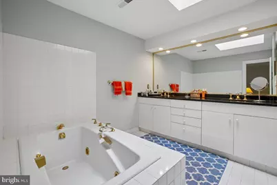2467 N Wakefield Court, Arlington, VA 22207 - Photo 30