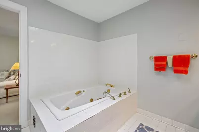 2467 N Wakefield Court, Arlington, VA 22207 - Photo 32