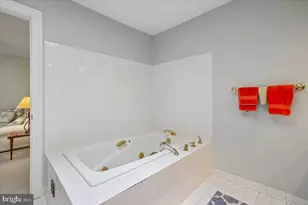 2467 N Wakefield Ct, Arlington, VA 22207 - Photo 32