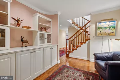 2467 N Wakefield Court, Arlington, VA 22207 - Photo 20
