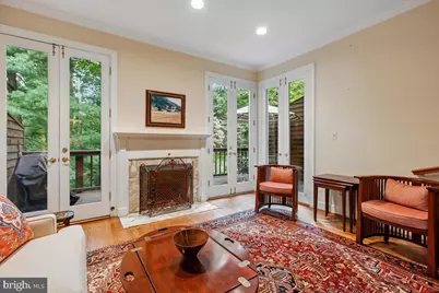 2467 N Wakefield Court, Arlington, VA 22207 - Photo 16
