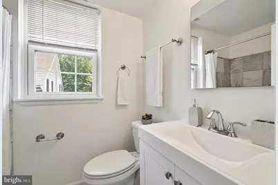 4231 35th Street S #B1, Arlington, VA 22206 - Photo 16