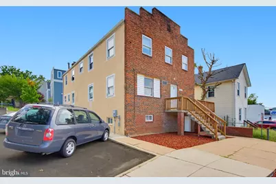 2407 S Shirlington, Arlington, VA 22206 - Photo 2
