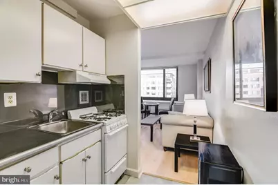 1011 Arlington Boulevard #811, Arlington, VA 22209 - Photo 6