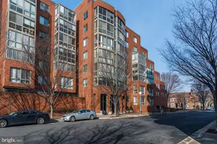 1050 N Taylor St, Arlington, VA 22201 - Photo 2