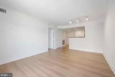 1205 N Garfield Street #911, Arlington, VA 22201 - Photo 6