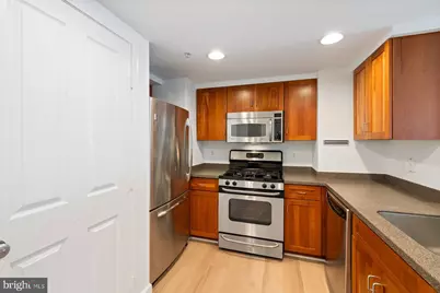 1205 N Garfield Street #911, Arlington, VA 22201 - Photo 16