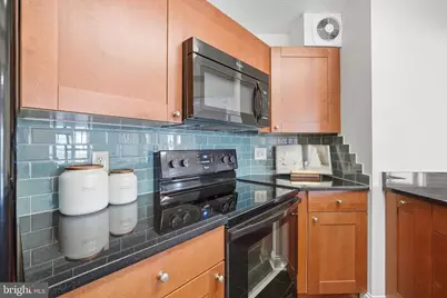 900 N Stafford Street #1805, Arlington, VA 22203 - Photo 8
