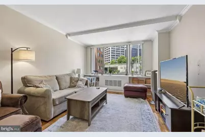 1121 Arlington Boulevard #321, Arlington, VA 22209 - Photo 2