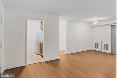 1931 N Cleveland Street #210, Arlington, VA 22201 - Photo 4