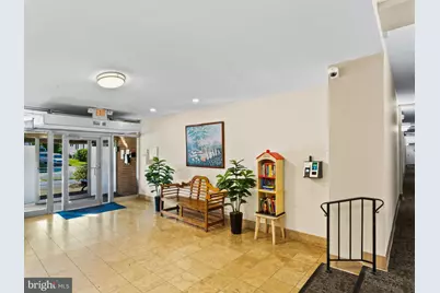 1931 N Cleveland Street #210, Arlington, VA 22201 - Photo 2