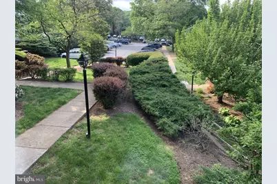 4610 28th Road S #A, Arlington, VA 22206 - Photo 2