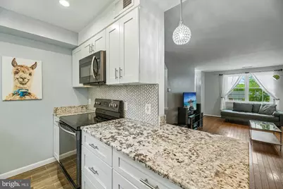 4618 28th Road S #B, Arlington, VA 22206 - Photo 8