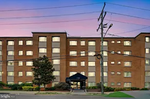1300 Arlington Ridge, Arlington, VA 22202 - Photo 1