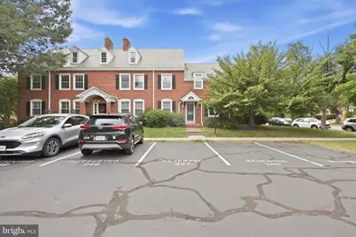 4656 34th Street S #B1, Arlington, VA 22206 - Photo 26