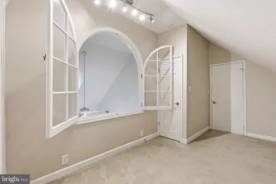 4656 34th Street S #B1, Arlington, VA 22206 - Photo 22