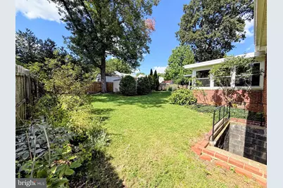 2016 N Woodstock Street, Arlington, VA 22207 - Photo 8