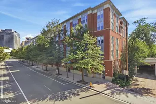 1800 Wilson Blvd, Arlington, VA 22209 - Photo 20