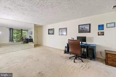 5049 7th Road S #302, Arlington, VA 22204 - Photo 2