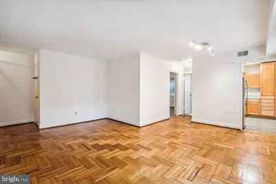 1320 Fort Myer Drive #802, Arlington, VA 22209 - Photo 6