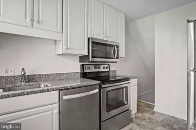 3305 S Wakefield Street #A, Arlington, VA 22206 - Photo 8