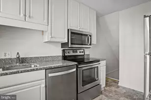 3305 S Wakefield St, Arlington, VA 22206 - Photo 8